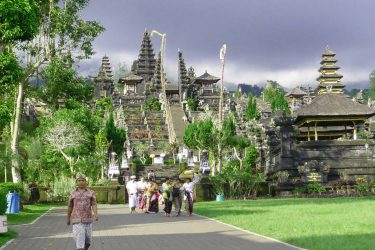 besakih temple bali