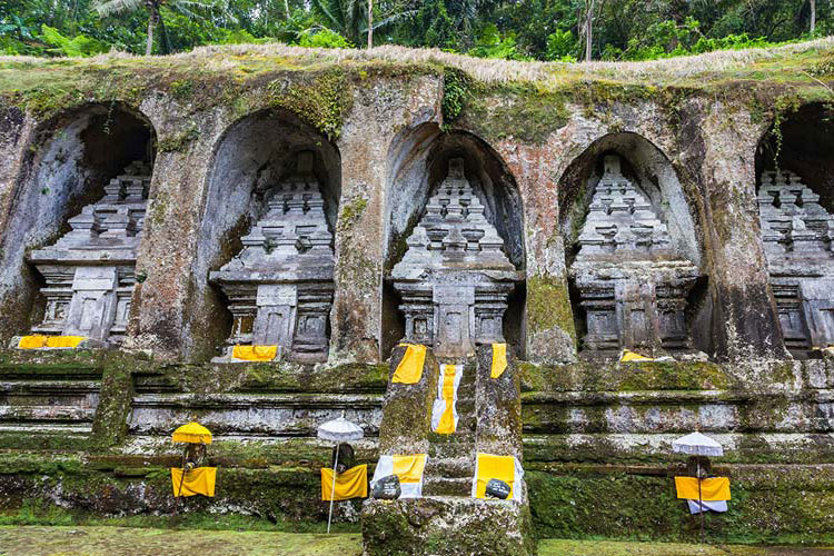 Awal Mula Muncul Nya Pesugihan Di Gunung Kawi Di Jawa Timur 